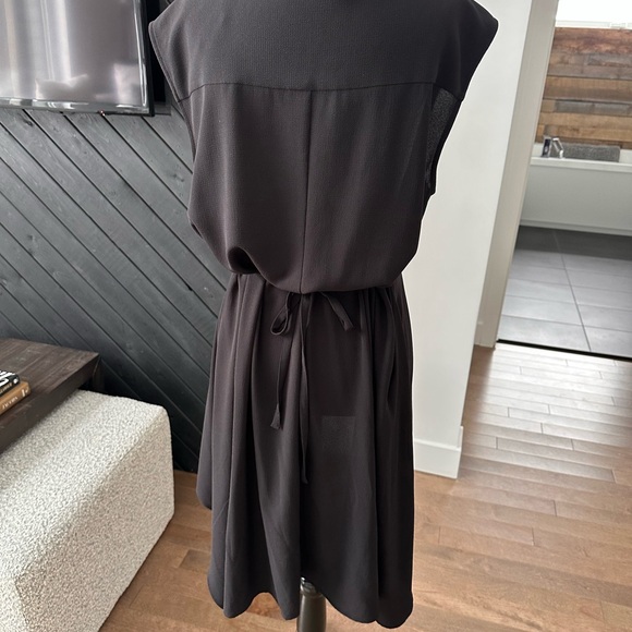 VINCE CAMUTO top - Picture 6 of 7